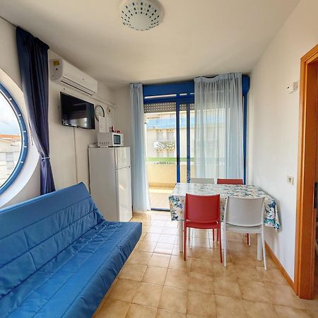 Grazioso Appartamento N 47 A 100Mt Dal Mare Bibione Bagian luar foto