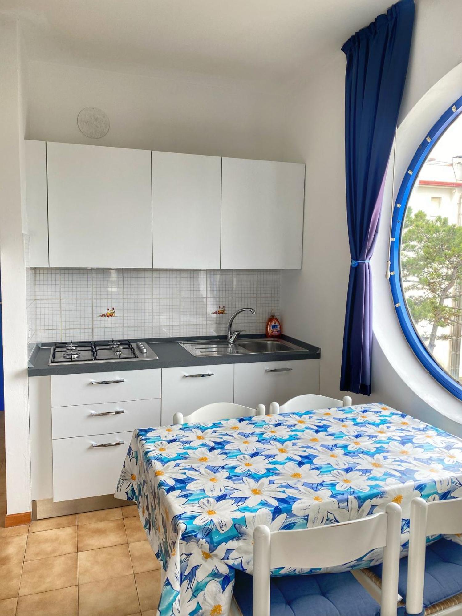 Grazioso Appartamento N 47 A 100Mt Dal Mare Bibione Bagian luar foto